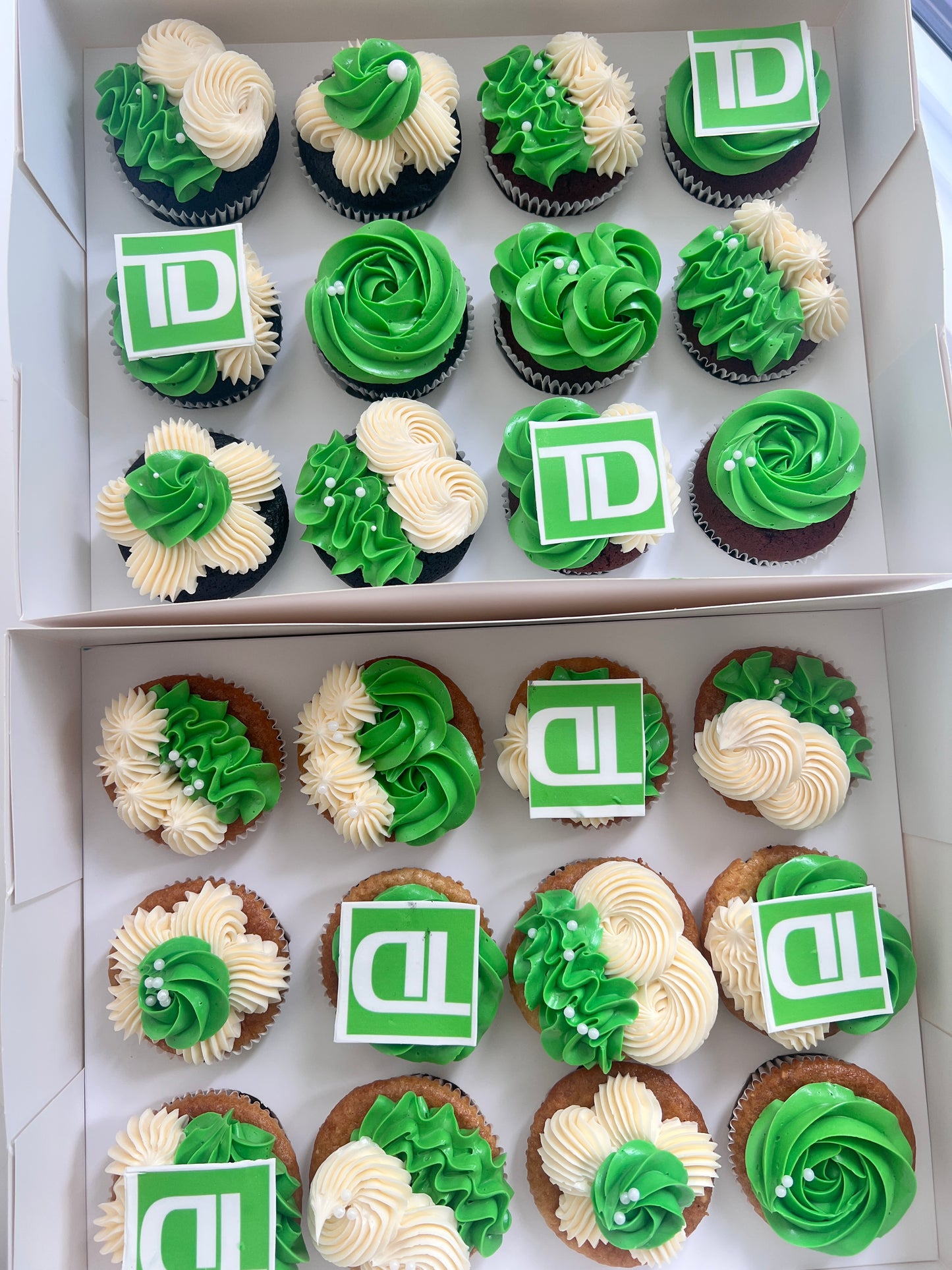 Custom Print Cupcakes