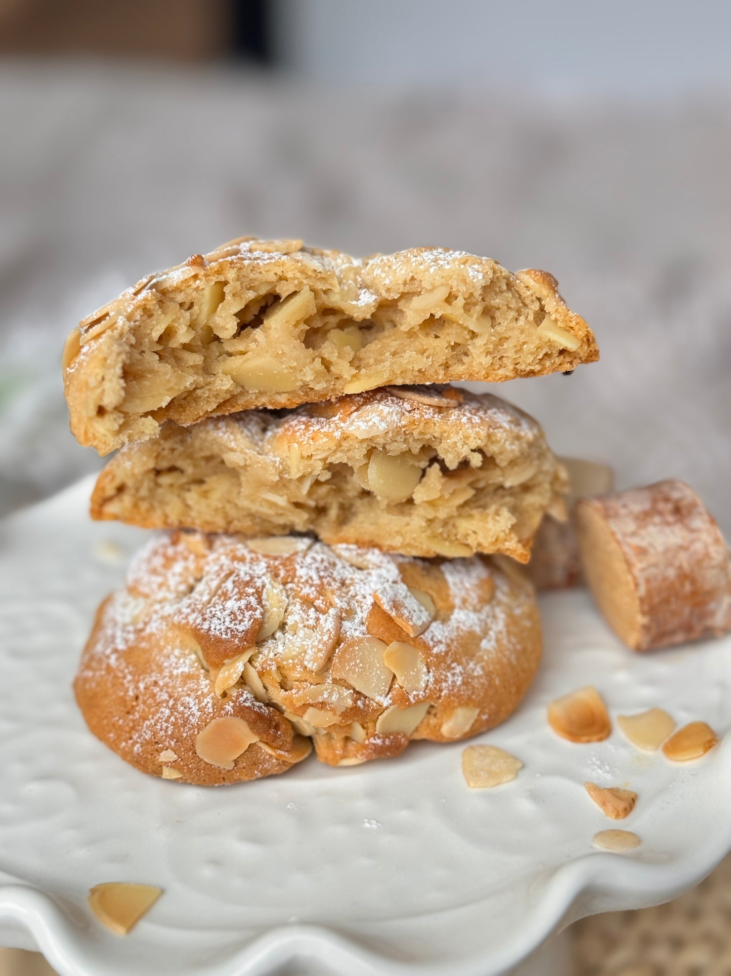 Almond Cookies