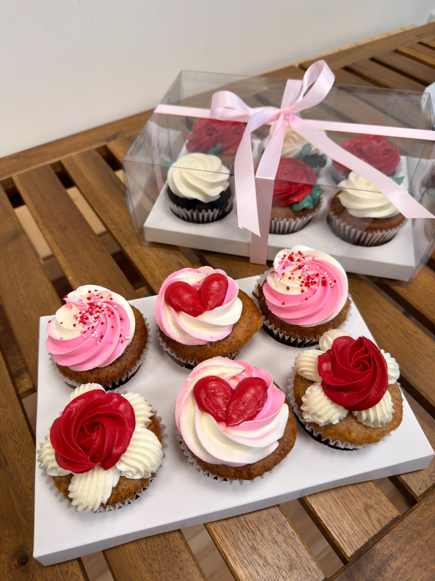 Valentines Cupcakes Gift Box [Pack of 6]