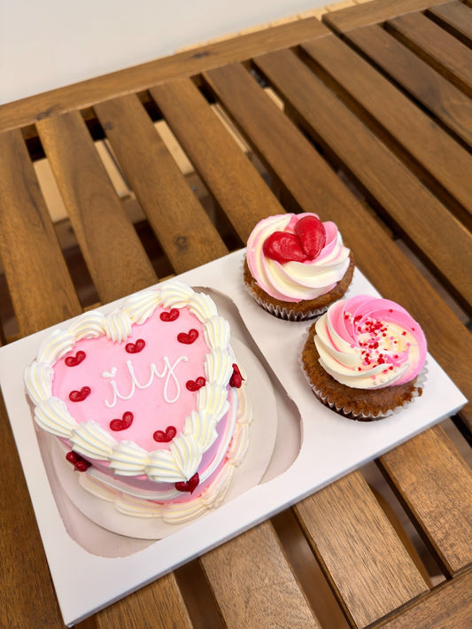 Heart Couple Gift Box