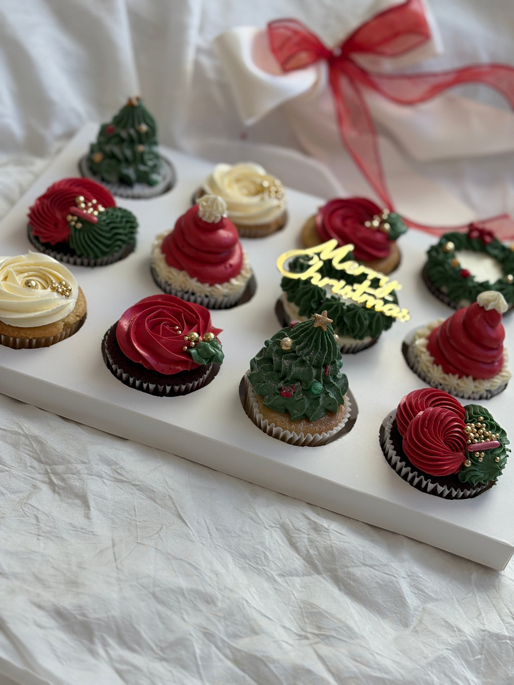 Christmas Cupcakes [Pack of 12]