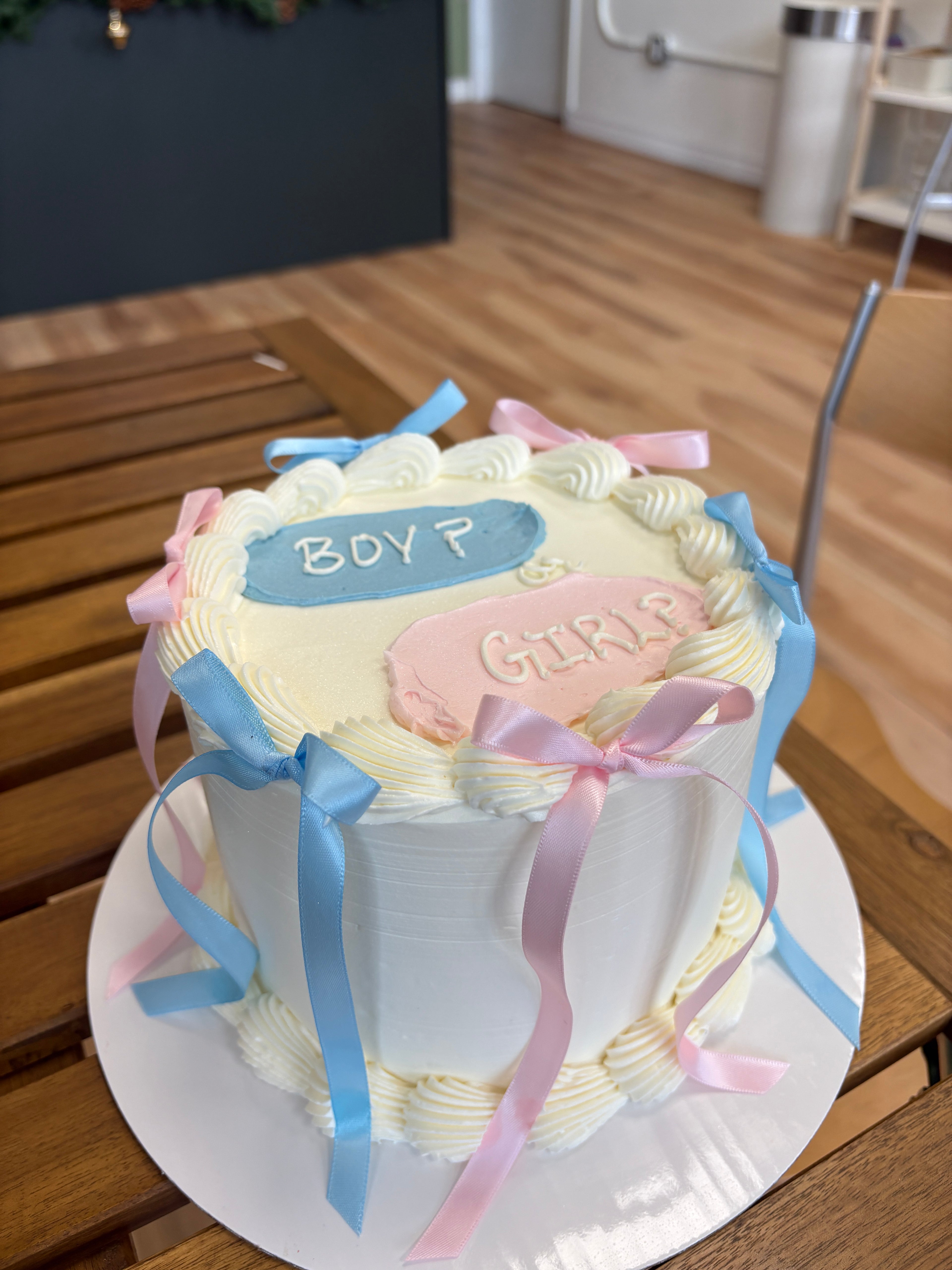 Round Gender Reveal Cake