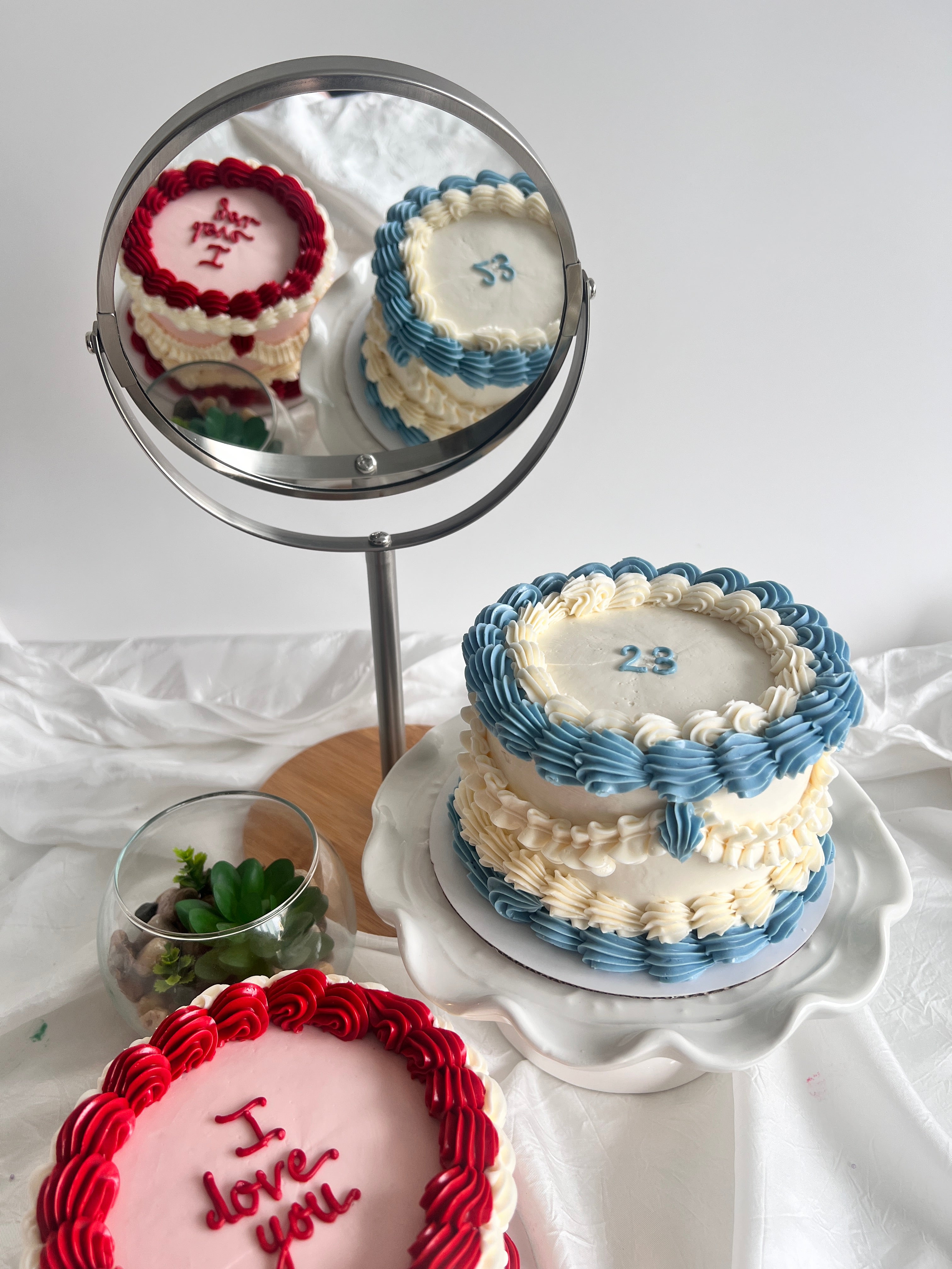 Vintage Bento Mini Cake