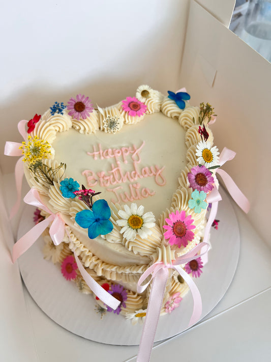 Vintage Floral Heart Cake